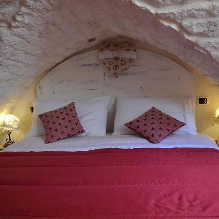 Casetta “Arte Su Pietra” Ostuni Eksteriør billede